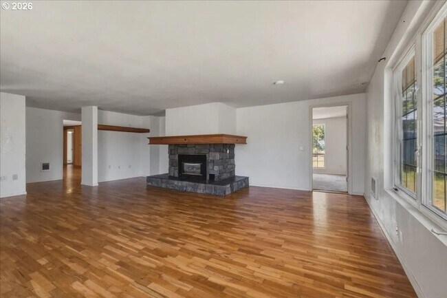 Building Photo - 1290 Riggs Hill Rd