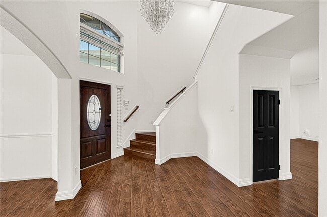 Building Photo - 15911 Breanna Ln