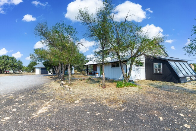 Building Photo - 12851 Townsend-Winona Rd