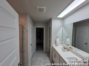 Building Photo - 163 Honey Oak Ln
