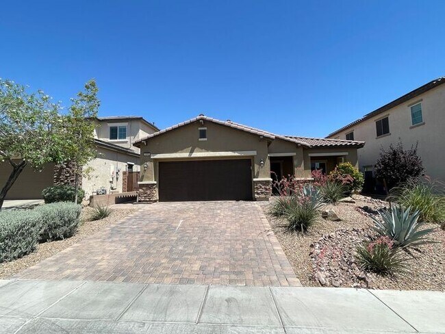 Primary Photo - Carry Over Showing: This property has been...