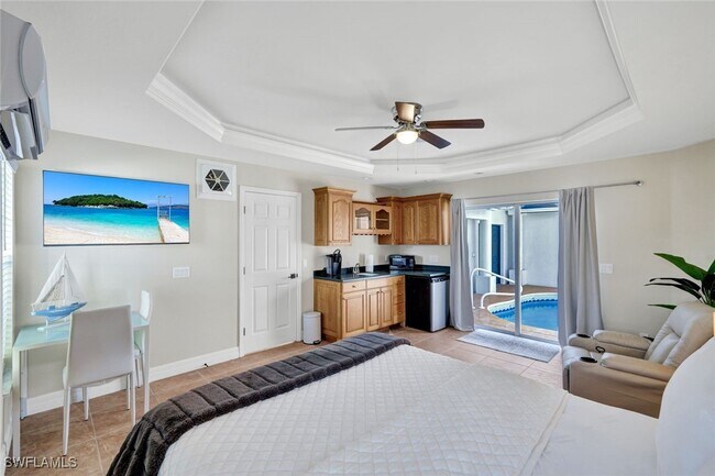 Building Photo - 2033 SE 27th Terrace