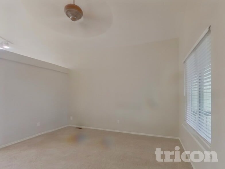 Building Photo - 8785 Katherine Ct