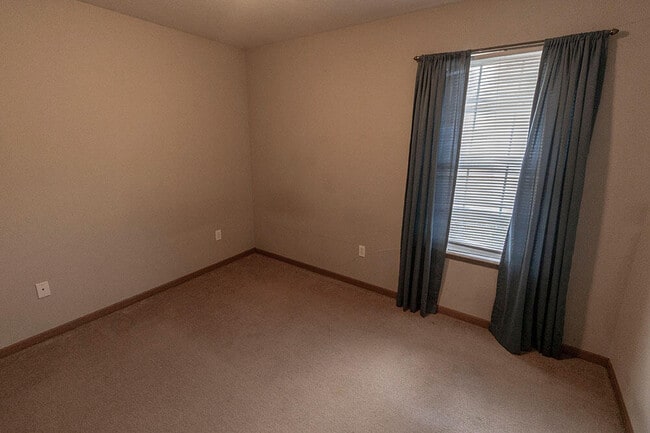 Building Photo - 1606 Typhoon Dr