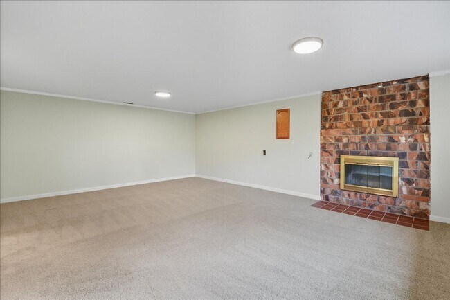 Building Photo - 4bd/2.5ba Woodinville