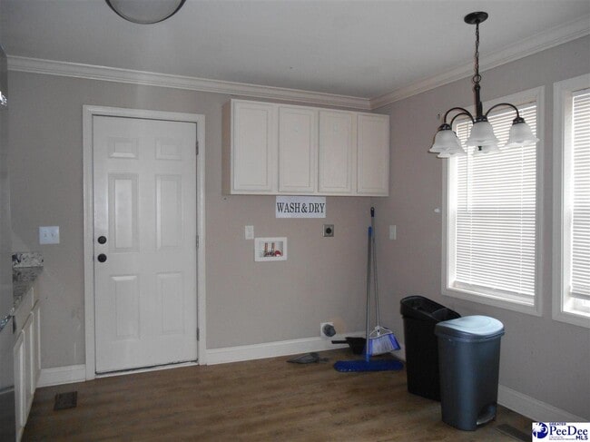 Building Photo - 817 Congaree Dr