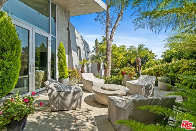 Building Photo - 28775 Sea Ranch Way