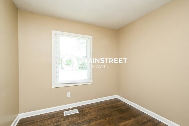 Building Photo - 4 Bedroom Pet-Friendly Home in Atlanta, GA with Main Street Renewal