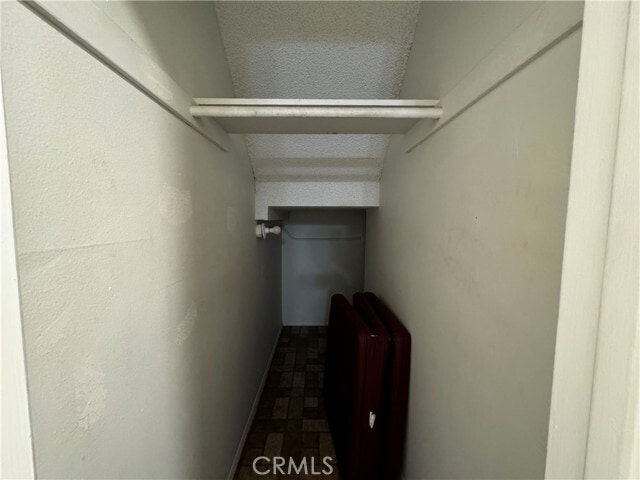 Building Photo - 4 Stage Coach Ln