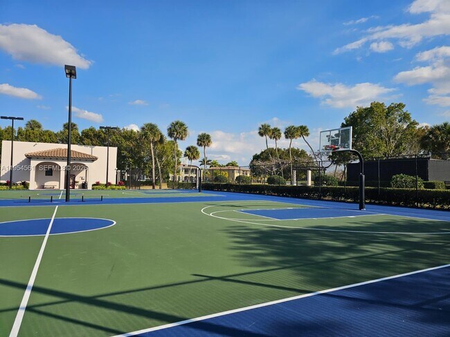 Building Photo - 8255 NW 128th Ln