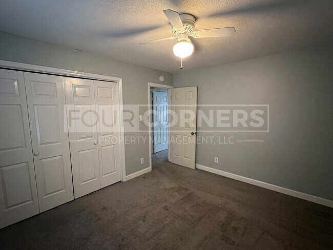 Building Photo - Charming 4-bedroom 2.5 bath home