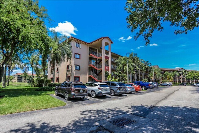 Building Photo - 850 SW 138th Ave