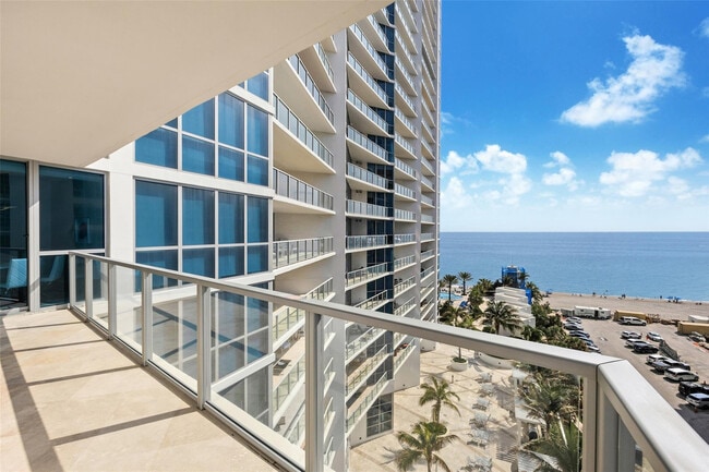 Building Photo - 3101 S Ocean Dr