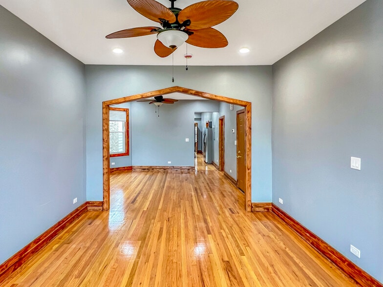 Building Photo - 3110 N Davlin Ct