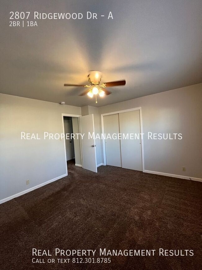 Building Photo - 2807 Ridgewood Dr
