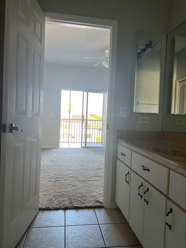 Building Photo - Villa Congress