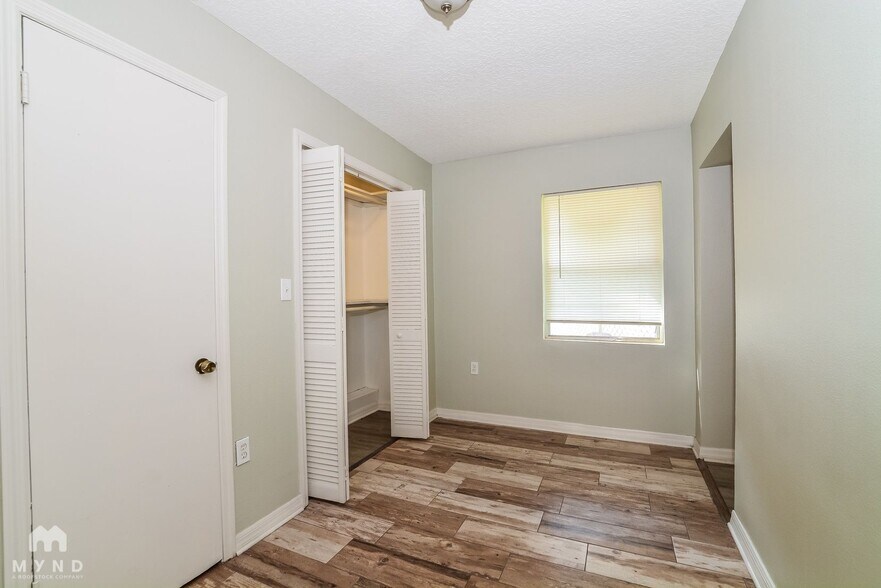 Building Photo - 1915 Carrigan Ave