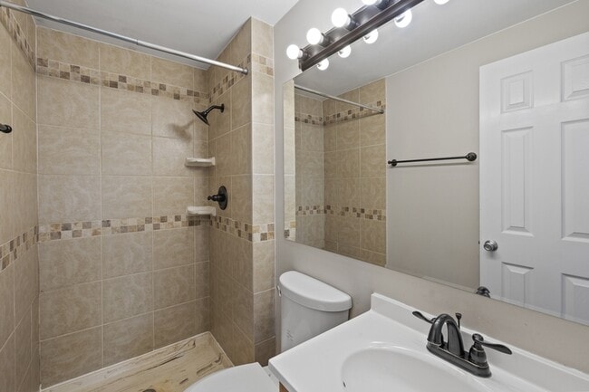 Building Photo - 1033 Turley Dr