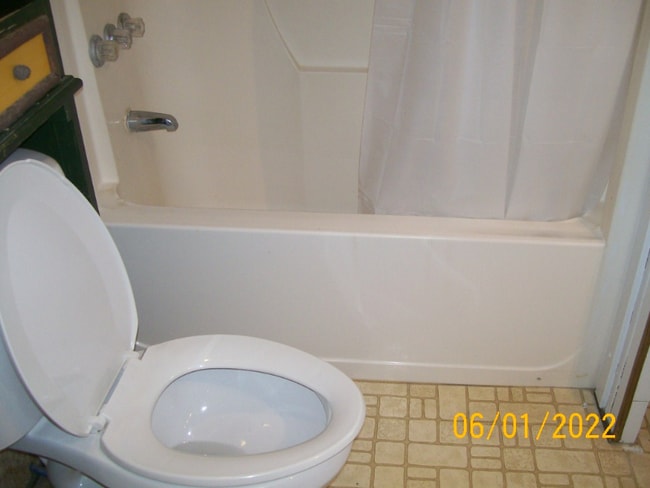 Building Photo - 13 Travertine Ln