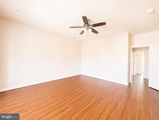 Building Photo - 22605 Winding Woods Way
