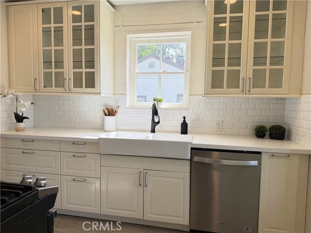 Building Photo - 215 S Mills Ave