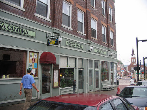 Building Photo - 4 W State St