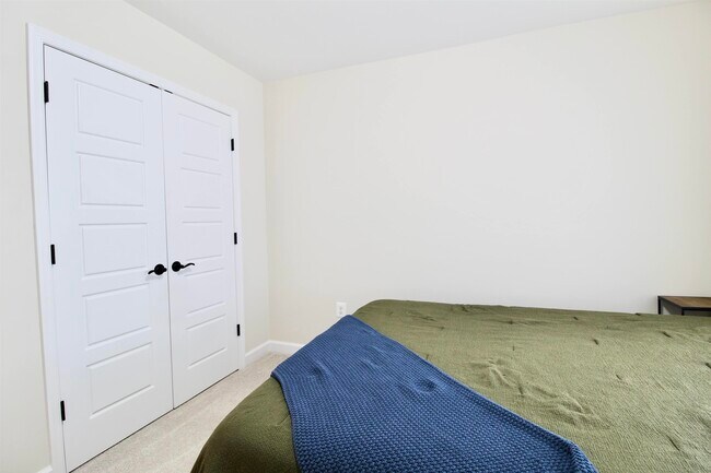 Building Photo - 1412 Palomino Trl