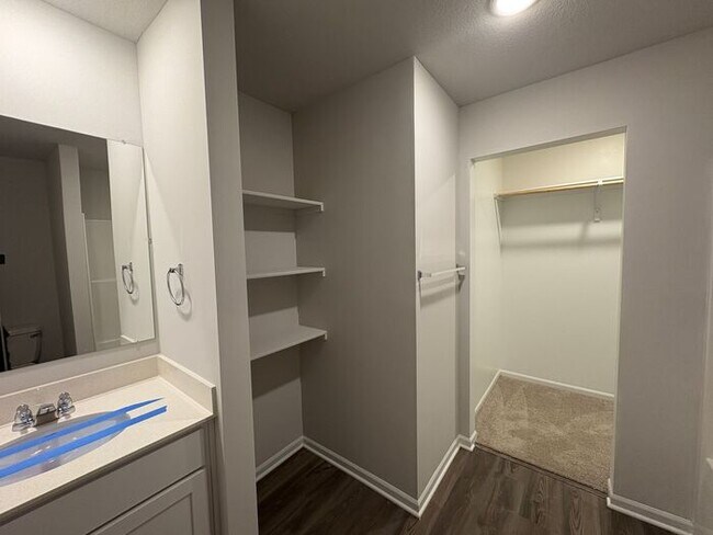 Building Photo - Charming 4-Bedroom Home with Spacious Livi...