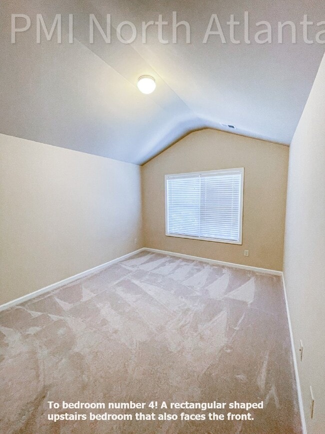 Building Photo - 328 Privet Cir