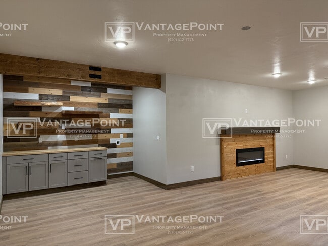 Building Photo - 4866 Prairie School Dr