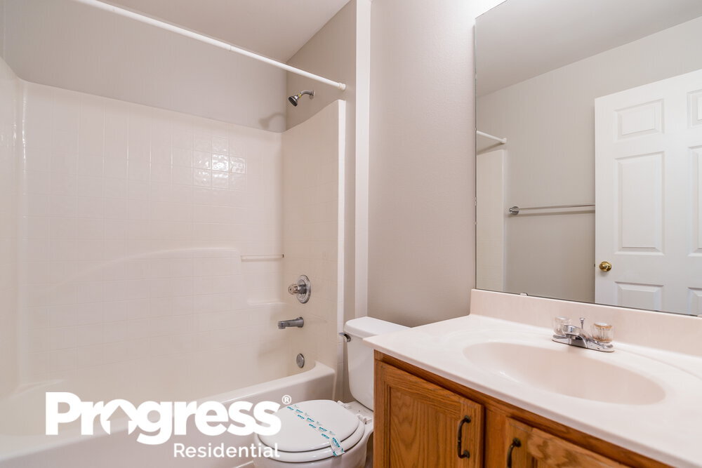 Building Photo - 4212 Stonefield Dr