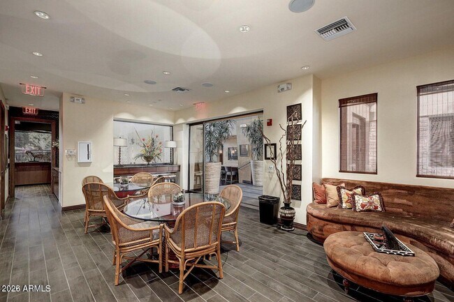 Building Photo - 6900 E Princess Dr