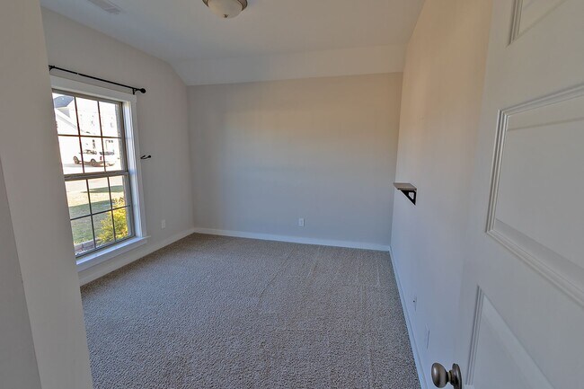 Building Photo - Available July 1, 2026!