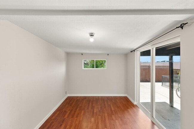 Building Photo - 762 Joost Ave
