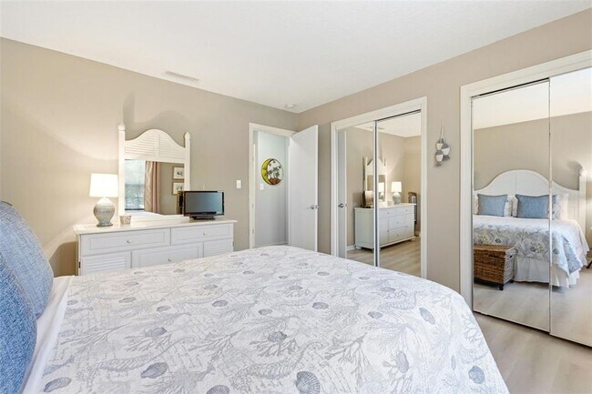Building Photo - 4805 Cobia Dr SE