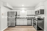Building Photo - 10301 Medallion Dr