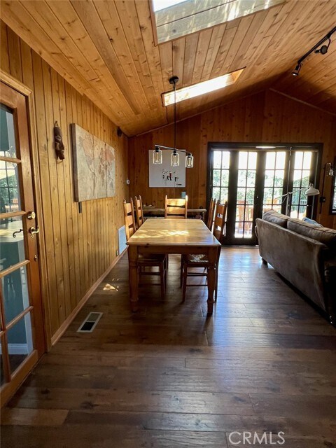 Building Photo - 456 S Skyline Dr