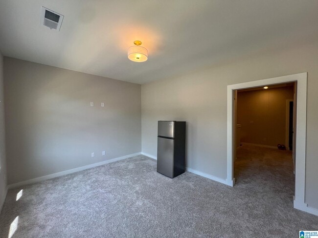 Building Photo - 4740 Arden Wy