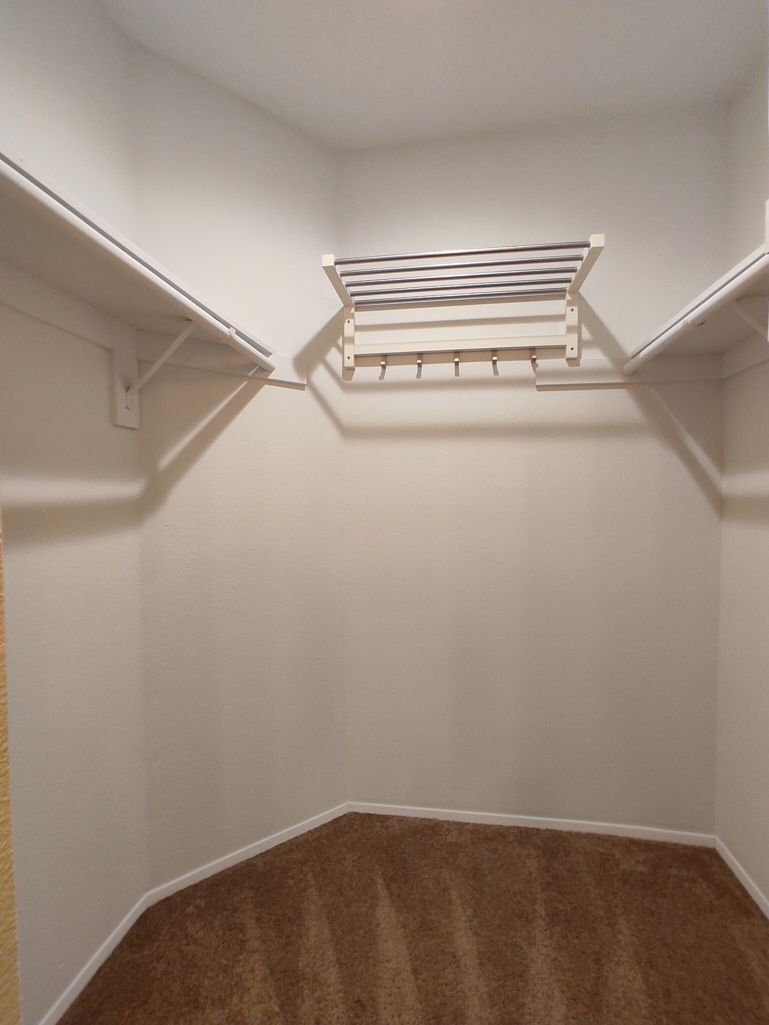 walk-in closet - 9428 Twin Trails Dr