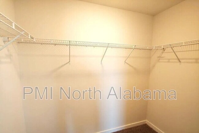 Building Photo - 6030 Barringer Ct
