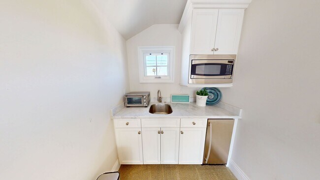 Building Photo - Private Home + Guest House & Pool | Minutes to Race the Base NASCAR