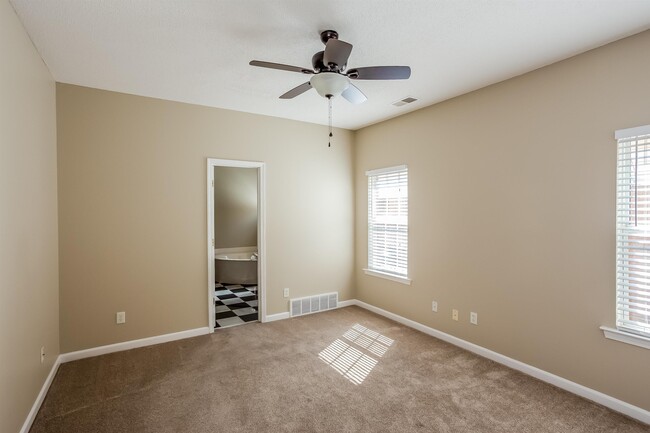 Building Photo - 7077 Millers Glen Way