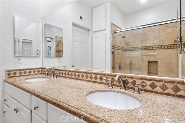 Building Photo - 85 Seaborough