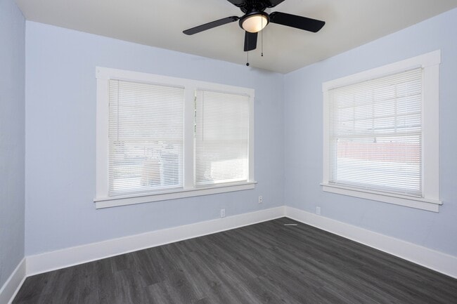 Building Photo - 331 San Emidio St