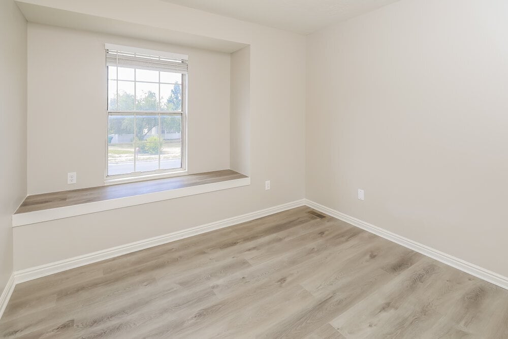 Building Photo - 1157 E 2450 N