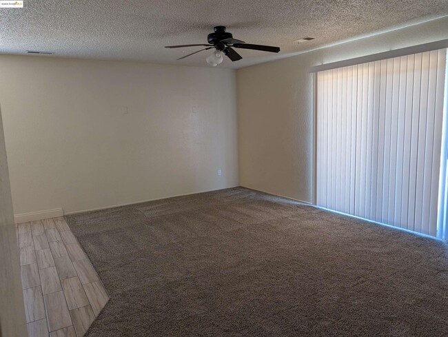 Building Photo - 4958 Driftwood Ct
