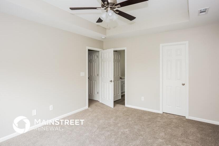 Building Photo - 5708 Shining Oak Ln