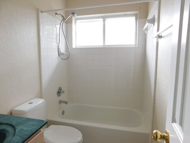 Building Photo - 1704 Granex Dr
