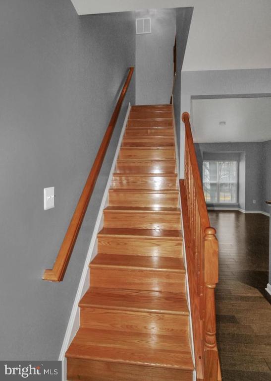 Building Photo - 2423 Dew Meadow Ct