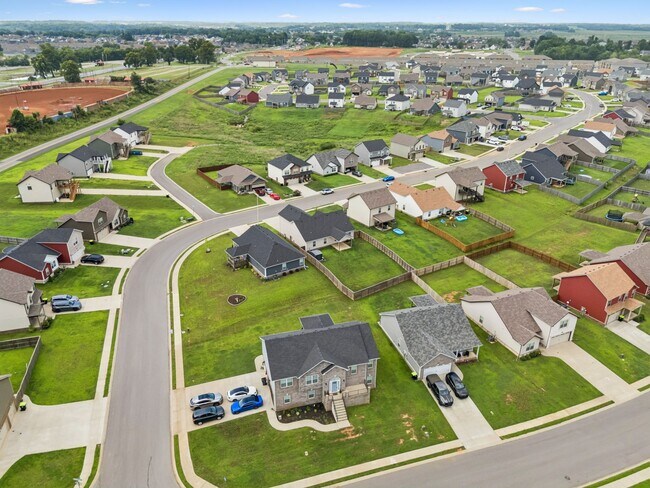 Building Photo - 219 Dugger Dr